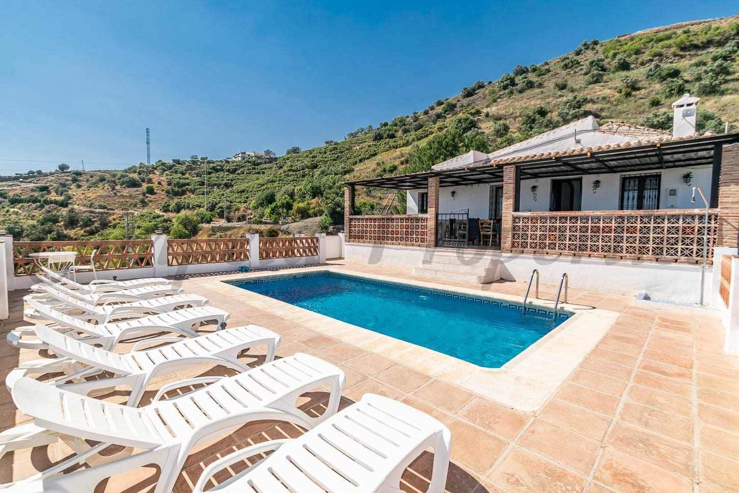3 soveværelse Finca/Landehus til salg i Torrox med swimmingpool - € 320.000 (Ref: 10075717)