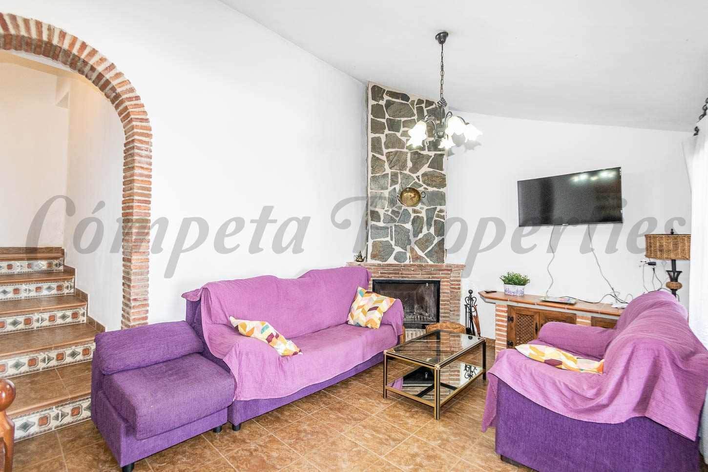3 soveværelse Finca/Landehus til salg i Torrox med swimmingpool - € 320.000 (Ref: 10075717)