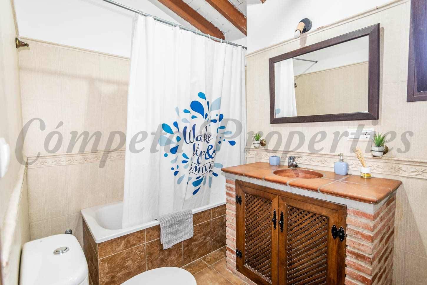 3 soveværelse Finca/Landehus til salg i Torrox med swimmingpool - € 320.000 (Ref: 10075717)