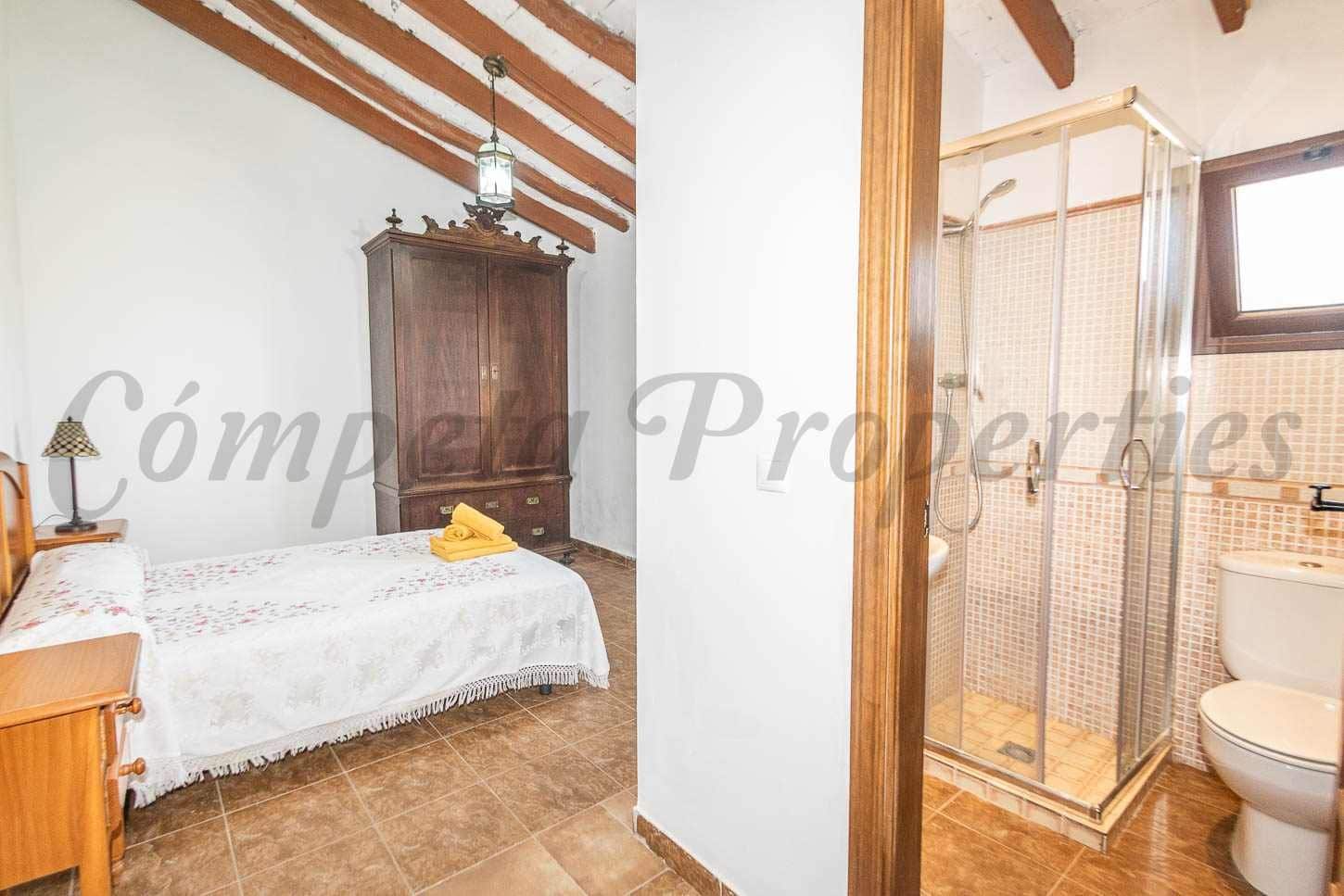 3 soveværelse Finca/Landehus til salg i Torrox med swimmingpool - € 320.000 (Ref: 10075717)