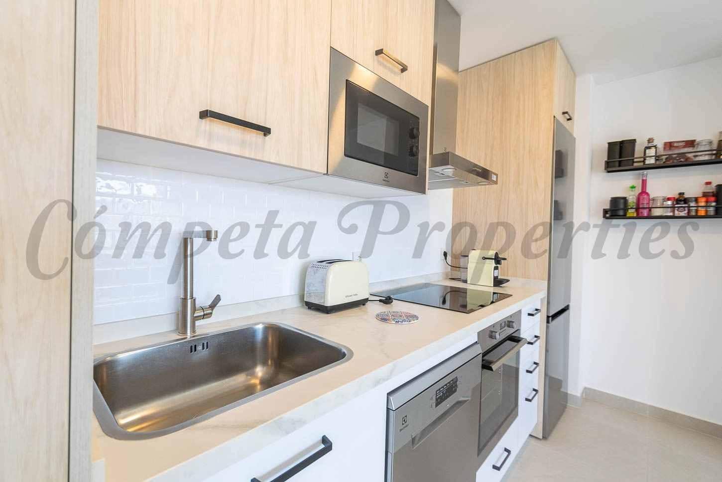 2 quarto Apartamento para arrendar em Torrox-Costa com piscina garagem - 1 250 € (Ref: 10075719)
