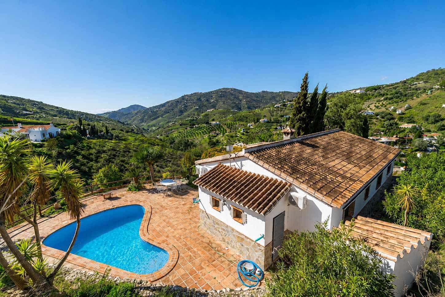 3 camera da letto Finca/Casa di Campagna in vendita in Competa con piscina - 395.000 € (Rif: 10075720)