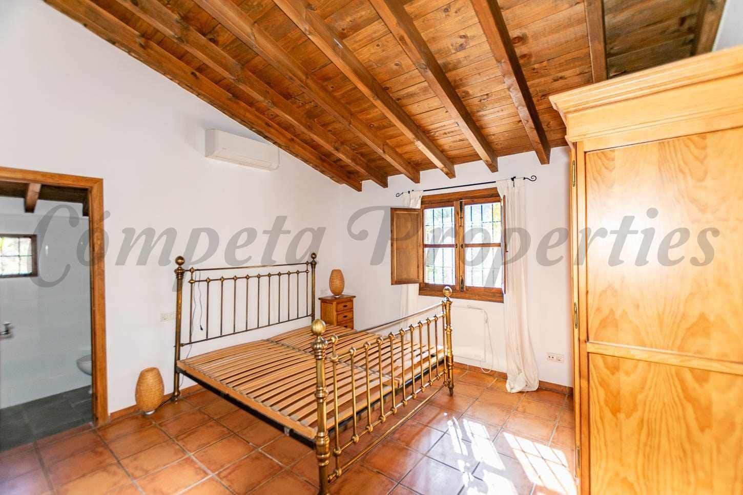 3 camera da letto Finca/Casa di Campagna in vendita in Competa con piscina - 395.000 € (Rif: 10075720)
