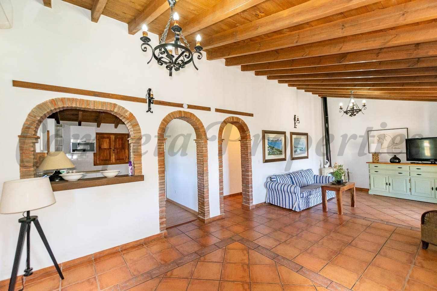 3 camera da letto Finca/Casa di Campagna in vendita in Competa con piscina - 395.000 € (Rif: 10075720)