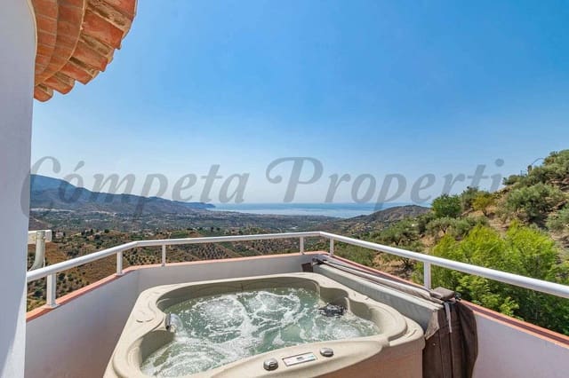 5 makuuhuone Maalaistalo myytävänä paikassa Torrox Pueblo, Torrox mukana uima-altaan 
autotalli - 595 000 € (Ref: 10075721)