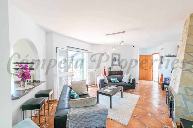 5 makuuhuone Maalaistalo myytävänä paikassa Torrox Pueblo, Torrox mukana uima-altaan 
autotalli - 595 000 € (Ref: 10075721)