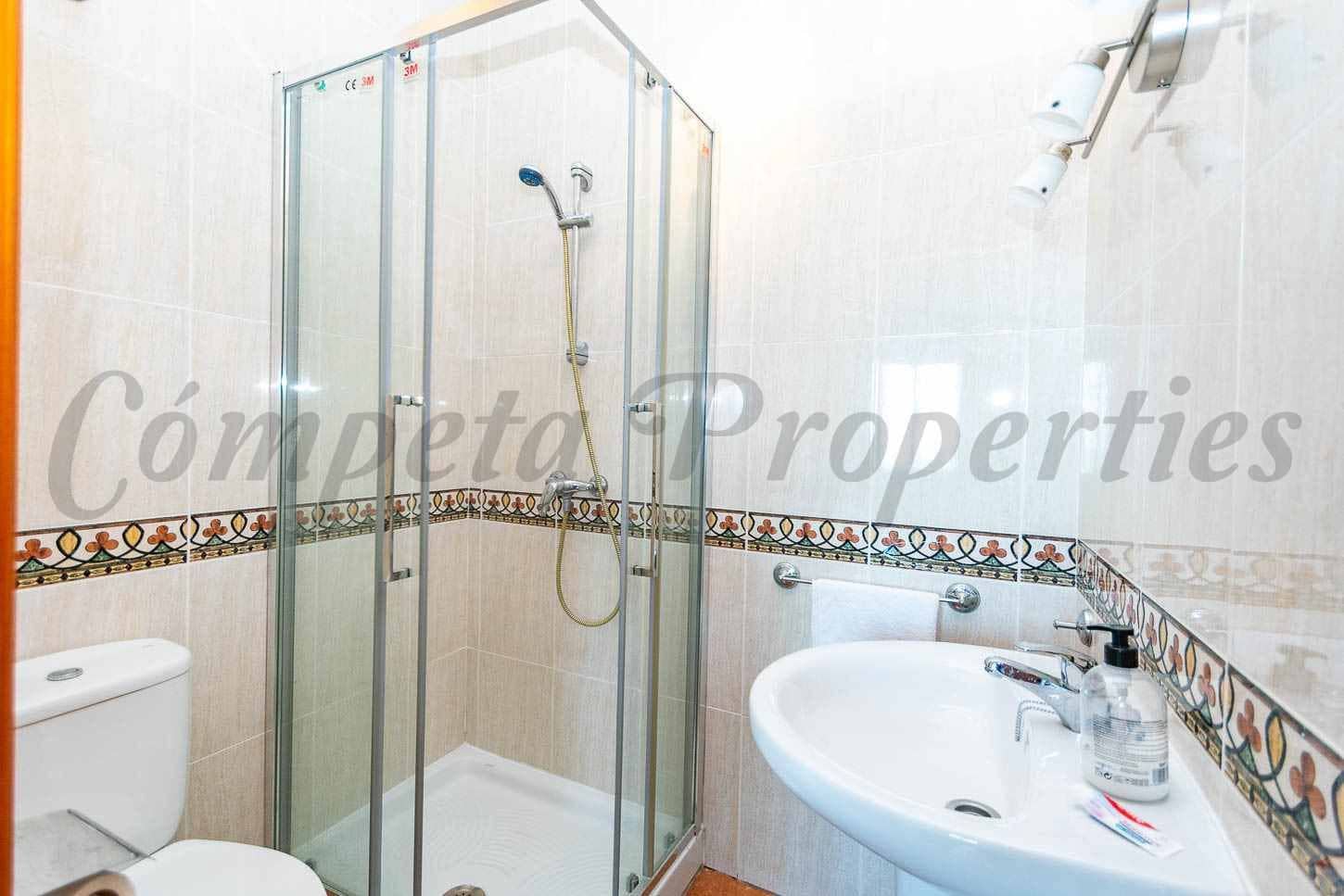 5 slaapkamer Finca/Landhuis te koop in Torrox met zwembad garage - € 595.000 (Ref: 10075721)
