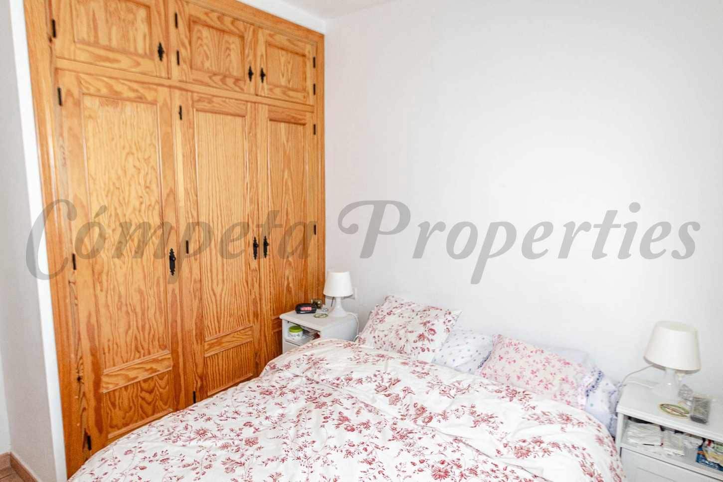 2 soveværelse Finca/Landehus til salg i Canillas de Albaida med garage - € 289.700 (Ref: 10075722)