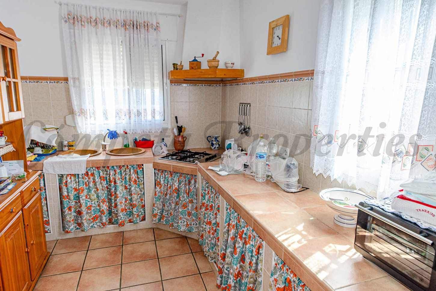 2 soveværelse Finca/Landehus til salg i Canillas de Albaida med garage - € 289.700 (Ref: 10075722)