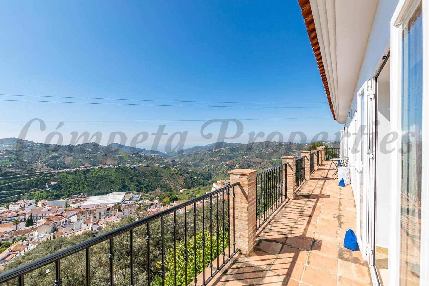 5 Zimmer Finca/Landgut zu verkaufen in Competa mit Pool - 575.000 € (Ref: 10075723)
