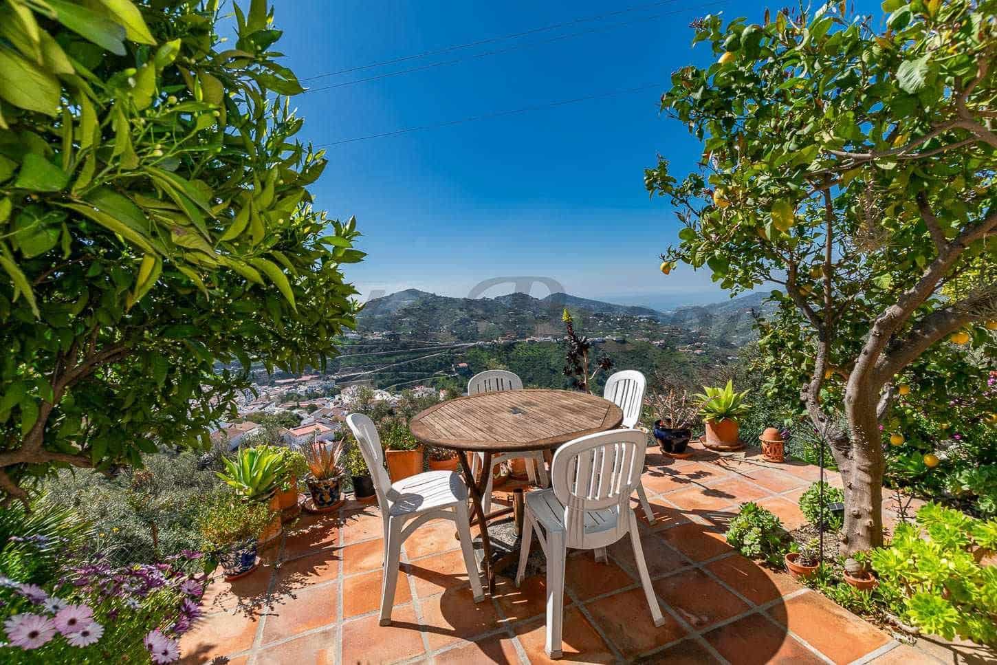 5 Zimmer Finca/Landgut zu verkaufen in Competa mit Pool - 575.000 € (Ref: 10075723)
