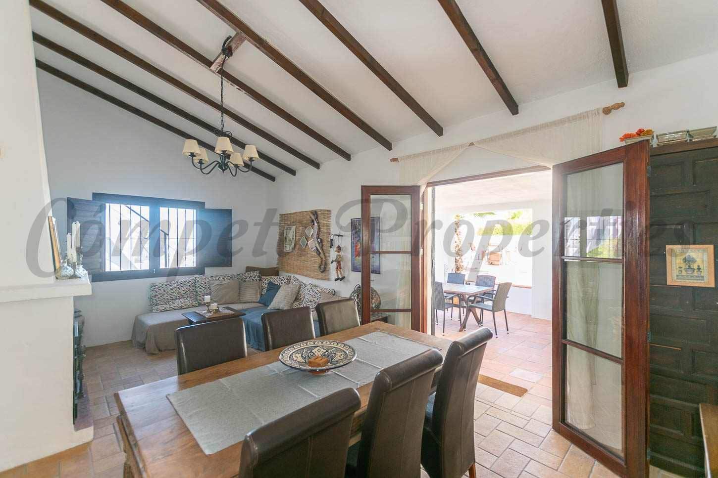 4 bedroom Finca/Country House for sale in Competa with pool - € 419,000 (Ref: 10075726)