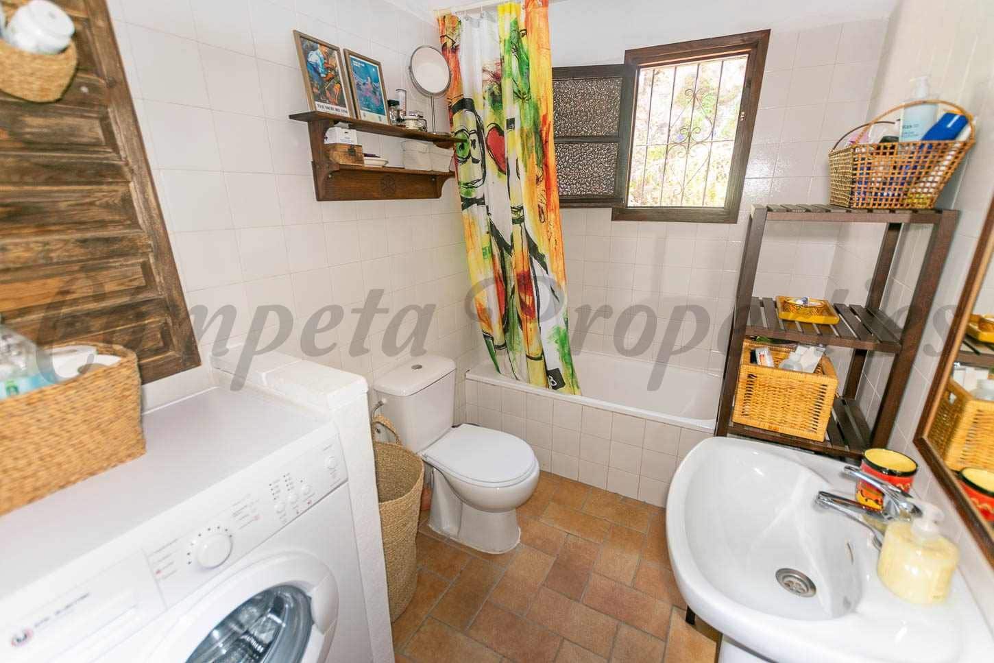 4 bedroom Finca/Country House for sale in Competa with pool - € 419,000 (Ref: 10075726)