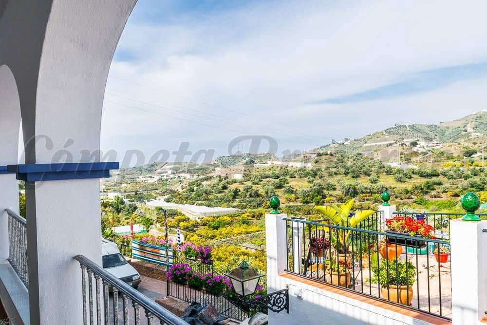 2 soverom Leilighet til leie i Torrox - € 700 (Ref: 10075728)