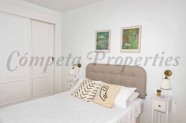 2 slaapkamer Appartement te huur in Chaparil - Torrecilla - Punta Lara, Nerja met garage - € 1.100 (Ref: 10075733)