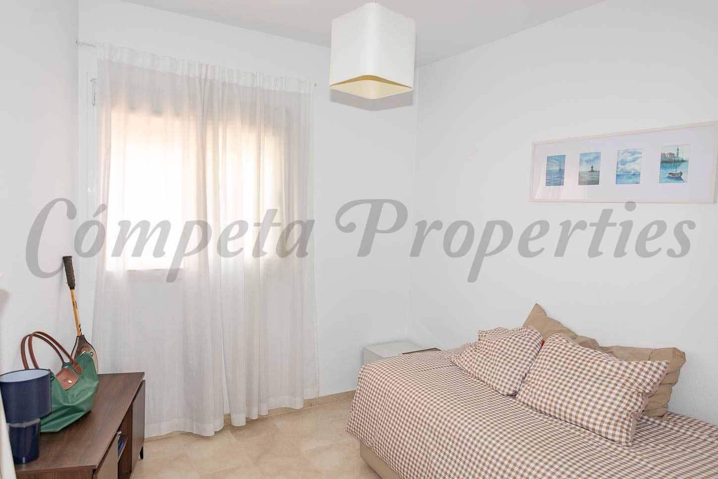 2 slaapkamer Appartement te huur in Nerja met garage - € 1.100 (Ref: 10075733)