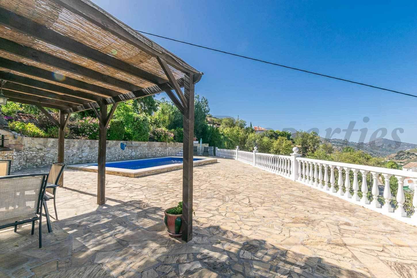 2 sovrum Finca/Hus på landet för semesterbostäder i Archez med pool garage - 1 150 € (Ref: 10075734)