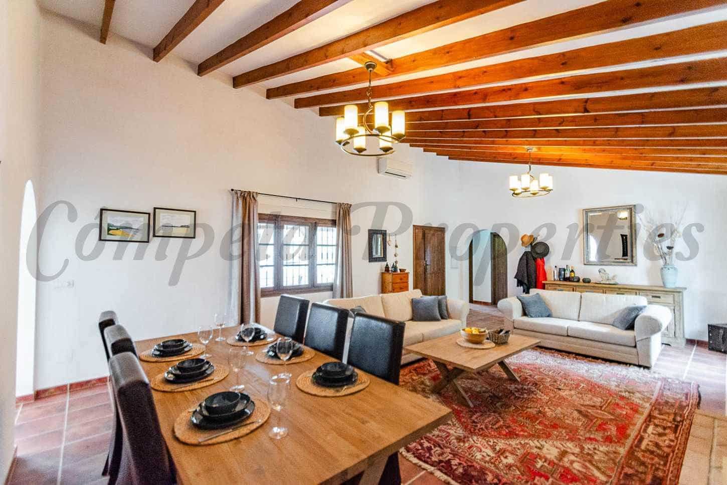 2 sovrum Finca/Hus på landet för semesterbostäder i Archez med pool garage - 1 150 € (Ref: 10075734)