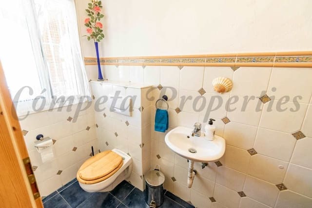 7 quarto Quinta/Casa Rural para venda em Torrox Pueblo, Torrox com piscina garagem - 750 000 € (Ref: 10075736)