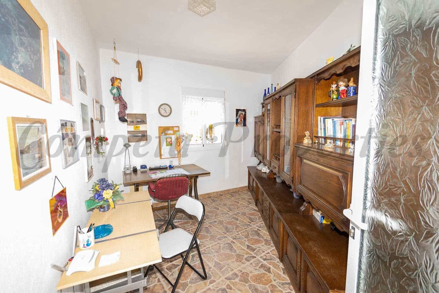 7 quarto Quinta/Casa Rural para venda em Torrox com piscina garagem - 750 000 € (Ref: 10075736)
