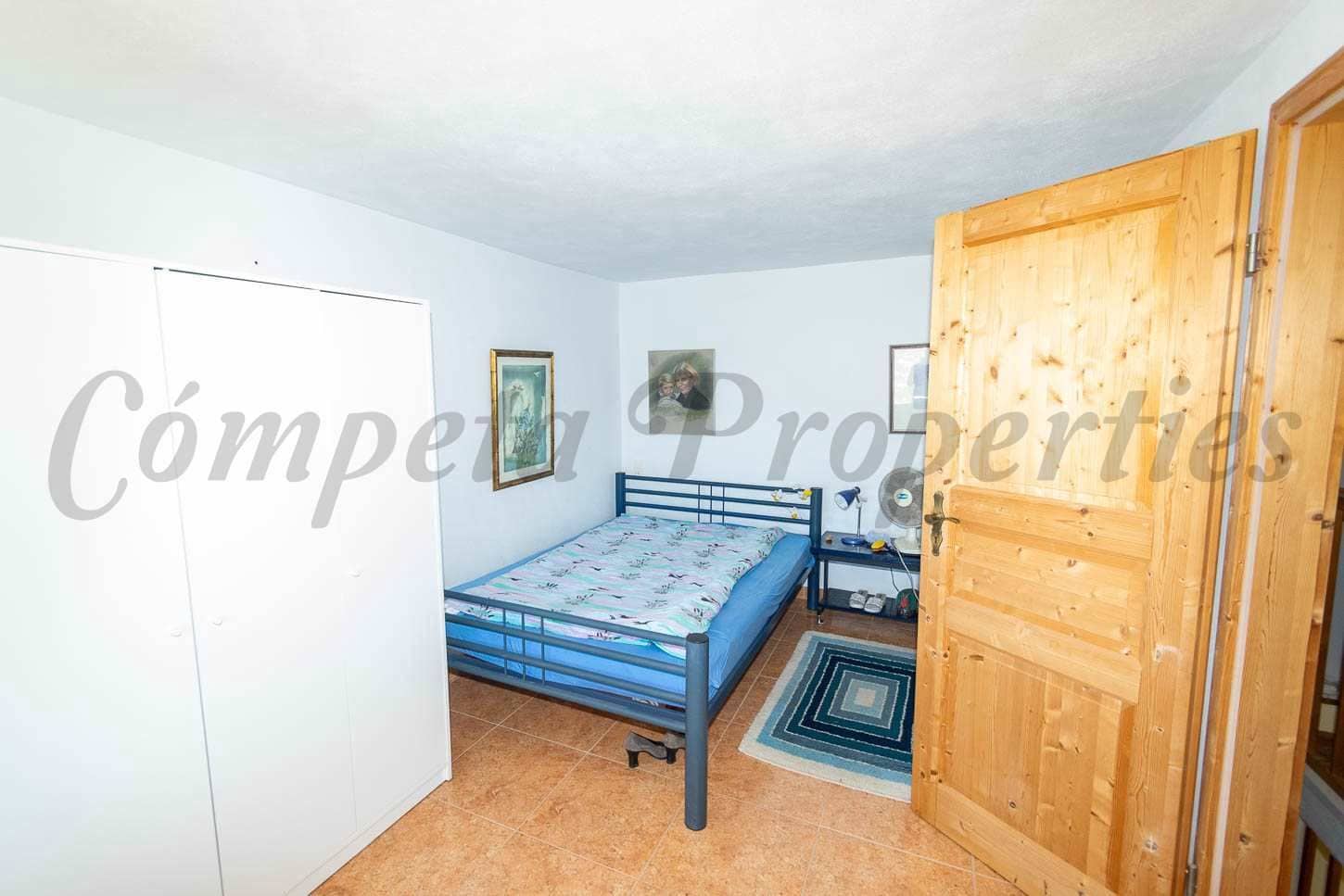 7 quarto Quinta/Casa Rural para venda em Torrox com piscina garagem - 750 000 € (Ref: 10075736)