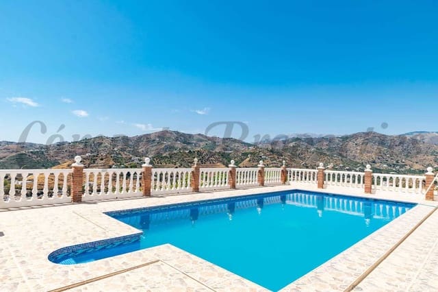 7 quarto Quinta/Casa Rural para venda em Torrox Pueblo, Torrox com piscina garagem - 750 000 € (Ref: 10075736)