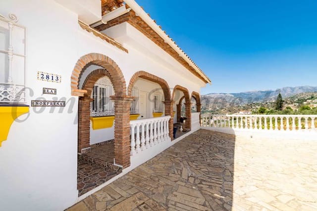 7 quarto Quinta/Casa Rural para venda em Torrox Pueblo, Torrox com piscina garagem - 750 000 € (Ref: 10075736)