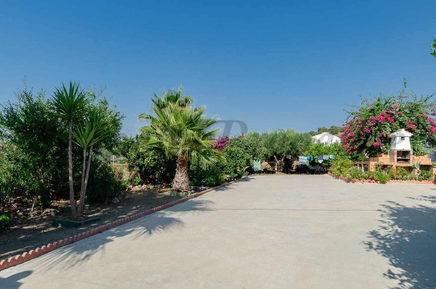 3 chambre Finca/Maison de Campagne à vendre à Almayate avec piscine - 480 000 € (Ref: 10075739)