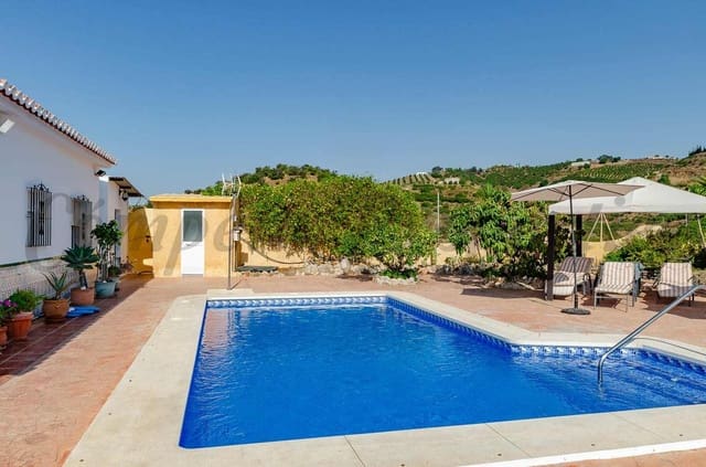 3 chambre Finca/Maison de Campagne à vendre à Almayate, Vélez-Málaga avec piscine - 480 000 € (Ref: 10075739)