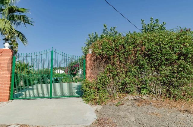 3 chambre Finca/Maison de Campagne à vendre à Almayate, Vélez-Málaga avec piscine - 480 000 € (Ref: 10075739)