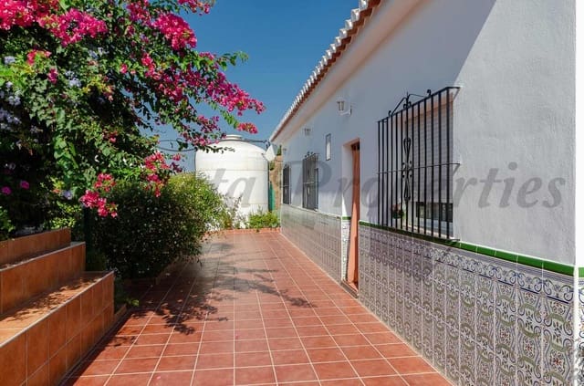 3 chambre Finca/Maison de Campagne à vendre à Almayate, Vélez-Málaga avec piscine - 480 000 € (Ref: 10075739)