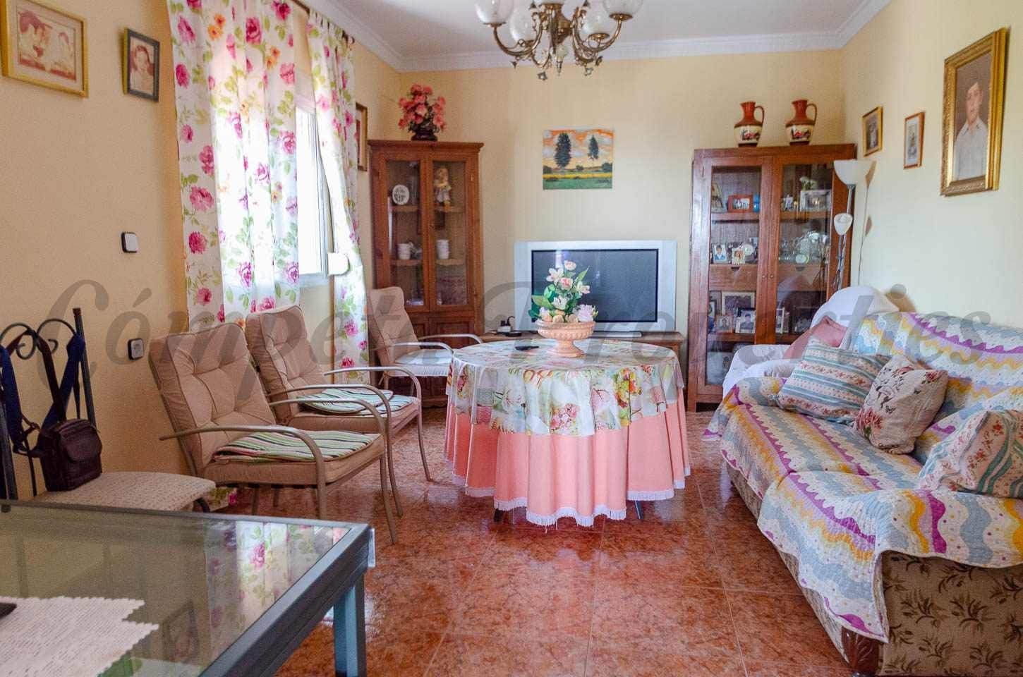 3 chambre Finca/Maison de Campagne à vendre à Almayate avec piscine - 480 000 € (Ref: 10075739)