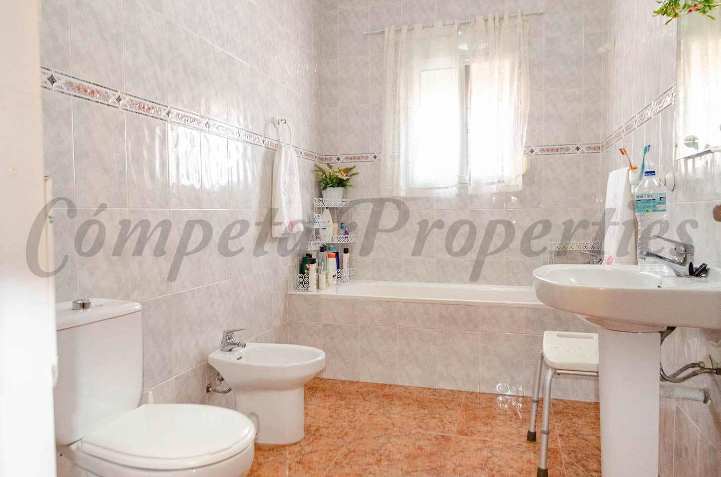3 chambre Finca/Maison de Campagne à vendre à Almayate avec piscine - 480 000 € (Ref: 10075739)