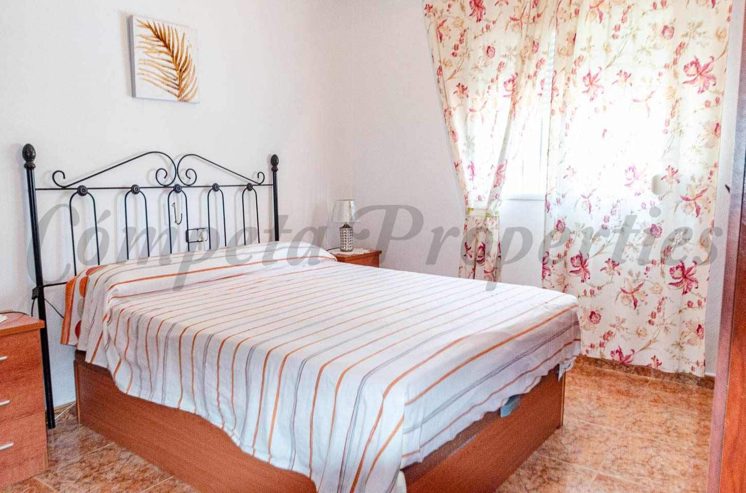 3 chambre Finca/Maison de Campagne à vendre à Almayate avec piscine - 480 000 € (Ref: 10075739)