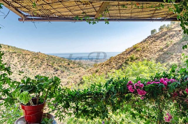 3 quarto Quinta/Casa Rural para venda em Arenas com piscina garagem - 439 000 € (Ref: 10075740)