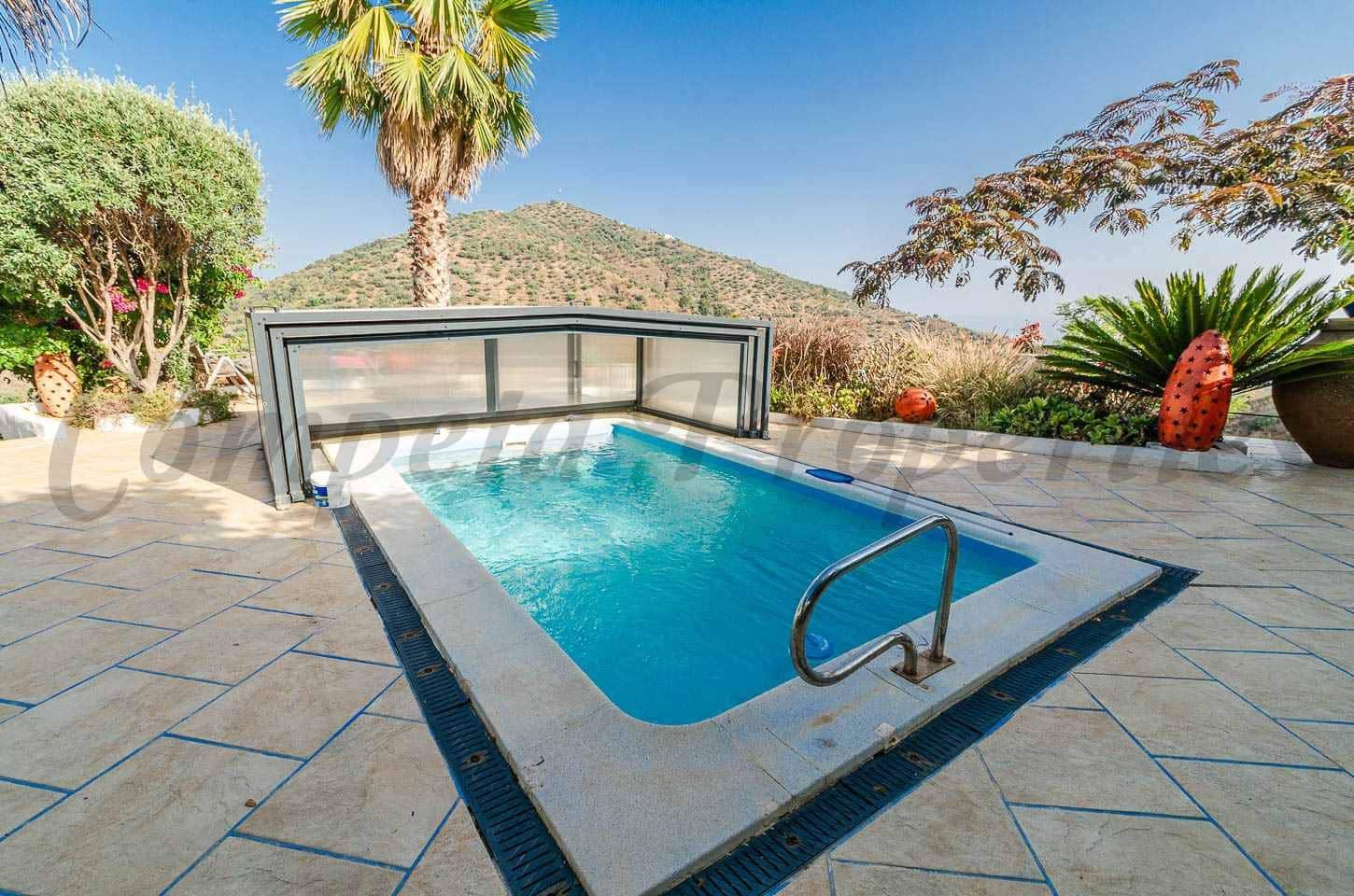 3 quarto Quinta/Casa Rural para venda em Arenas com piscina garagem - 439 000 € (Ref: 10075740)