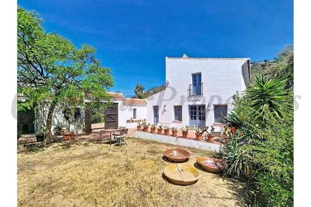 4 sypialnia Finka/Dom wiejski na sprzedaż w Vélez-Málaga z basenem garażem - 595 000 € (Ref: 10075741)