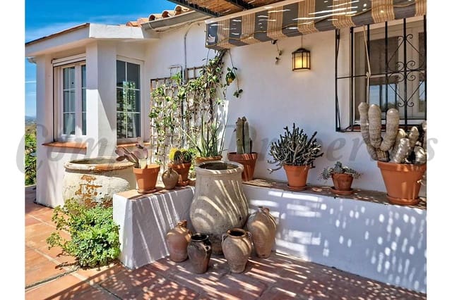 4 sypialnia Finka/Dom wiejski na sprzedaż w Vélez-Málaga z basenem garażem - 595 000 € (Ref: 10075741)