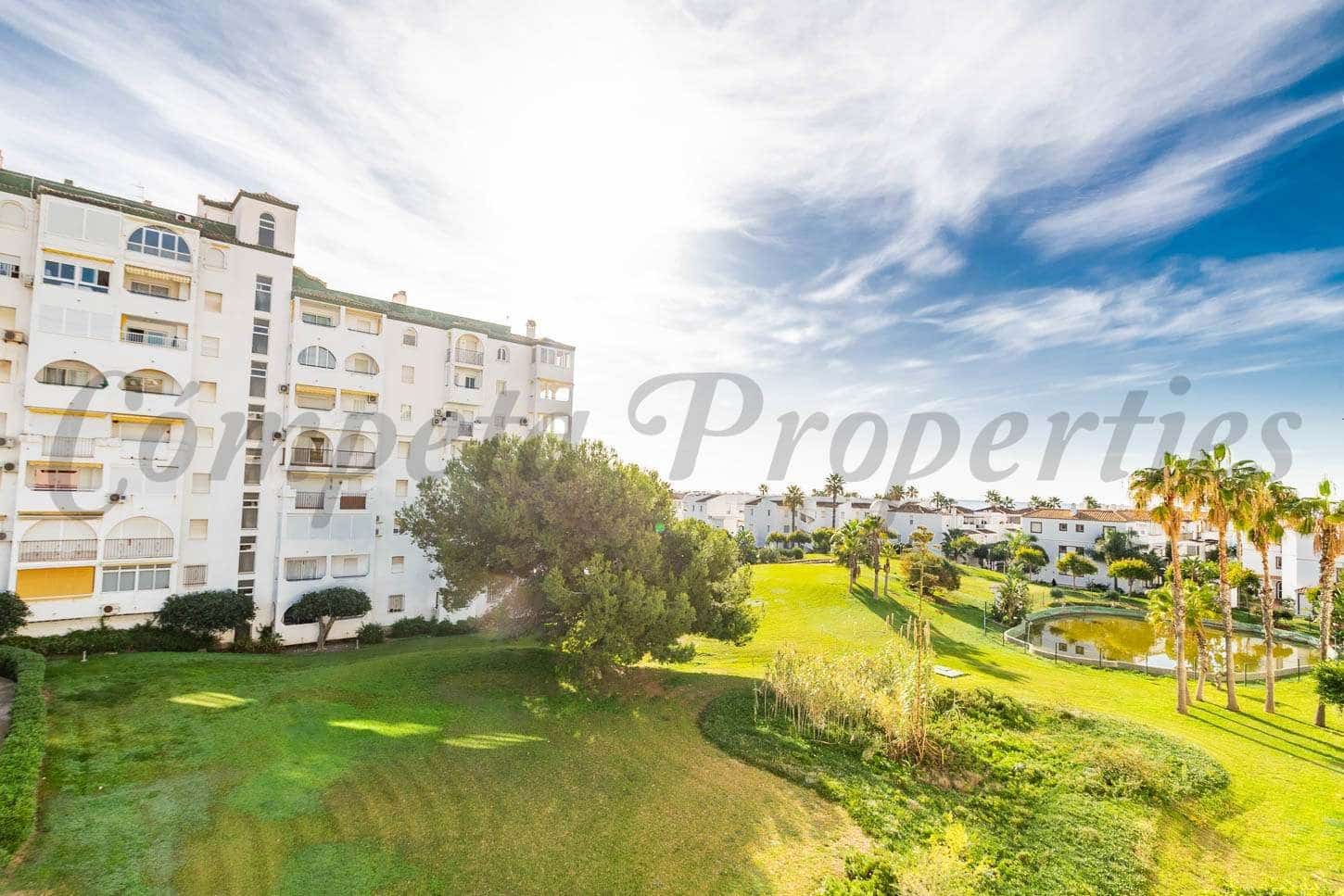 1 slaapkamer Appartement te huur in Torrox-Costa met zwembad - € 850 (Ref: 10075745)