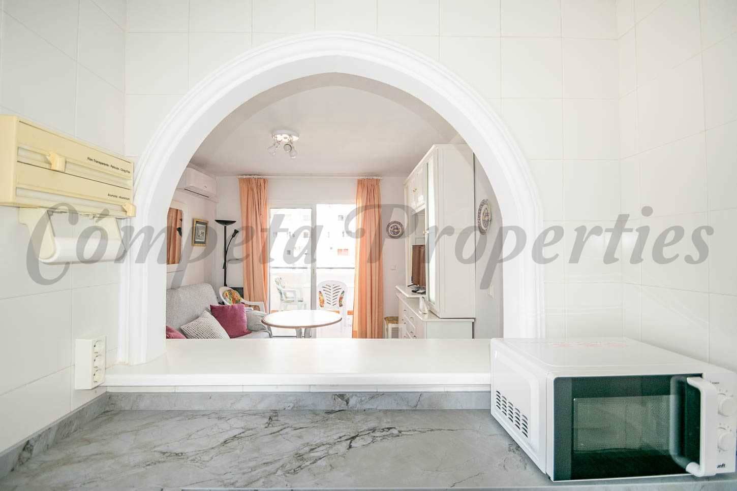 1 slaapkamer Appartement te huur in Torrox-Costa met zwembad - € 850 (Ref: 10075745)