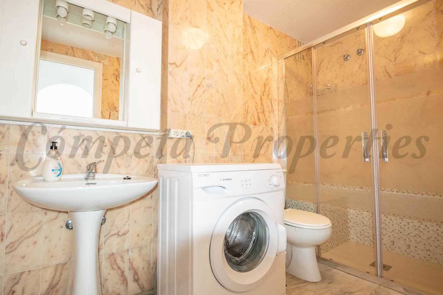 1 slaapkamer Appartement te huur in Torrox-Costa met zwembad - € 850 (Ref: 10075745)