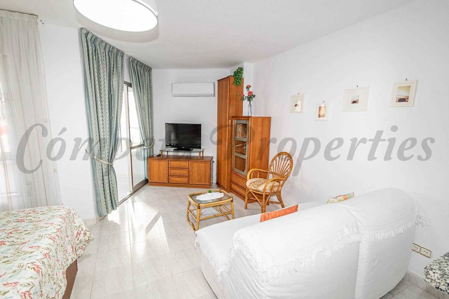1 Zimmer Apartment zu vermieten in Torrox mit Pool - 700 € (Ref: 10075749)