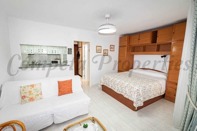 1 Zimmer Apartment zu vermieten in Torrox mit Pool - 700 € (Ref: 10075749)