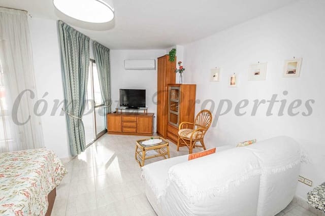 1 Zimmer Apartment zu vermieten in Torrox mit Pool - 700 € (Ref: 10075749)