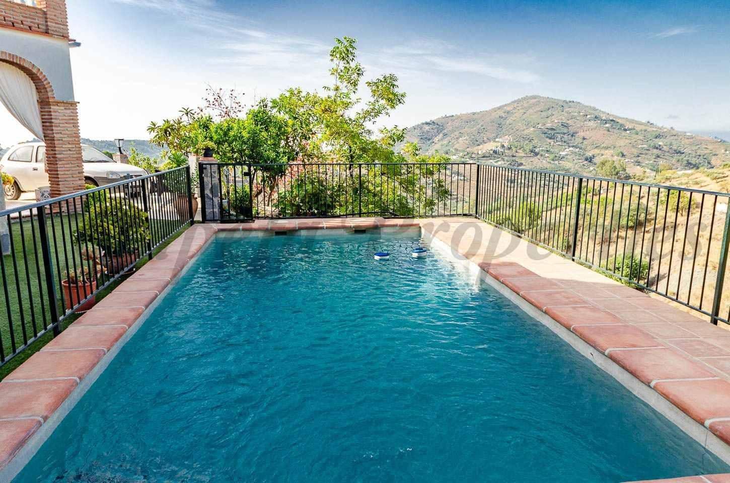 9 sovrum Finca/Hus på landet att hyra i Competa med pool - 3 125 € (Ref: 10075752)
