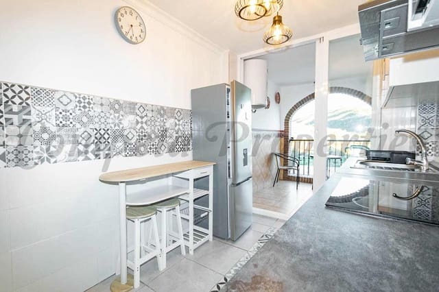 2 soverom Leilighet til leie i Torrox Pueblo, Torrox - € 800 (Ref: 10075754)