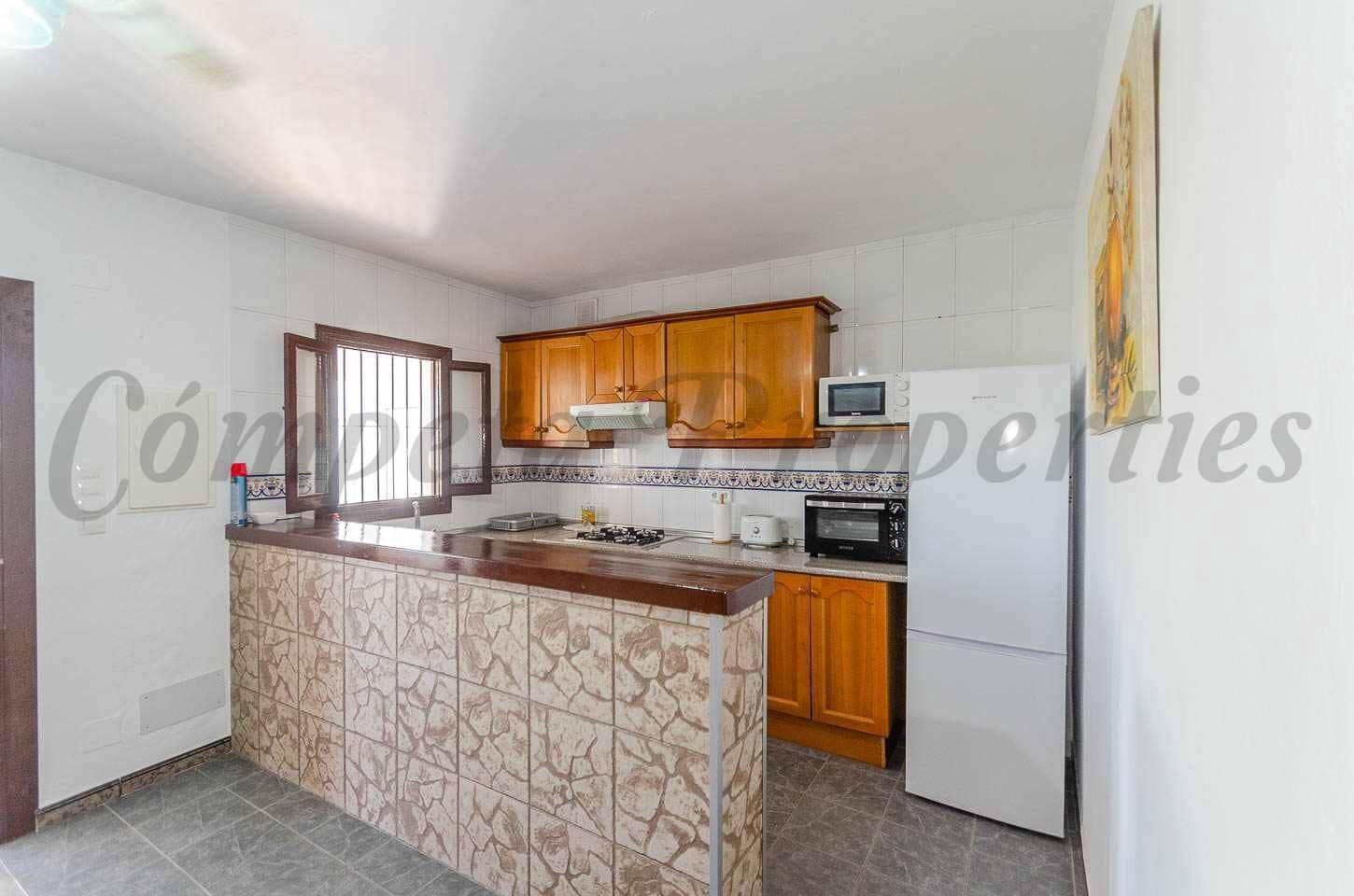 2 soverom Finca/Herregård til leie i Competa med svømmebasseng - € 975 (Ref: 10075756)