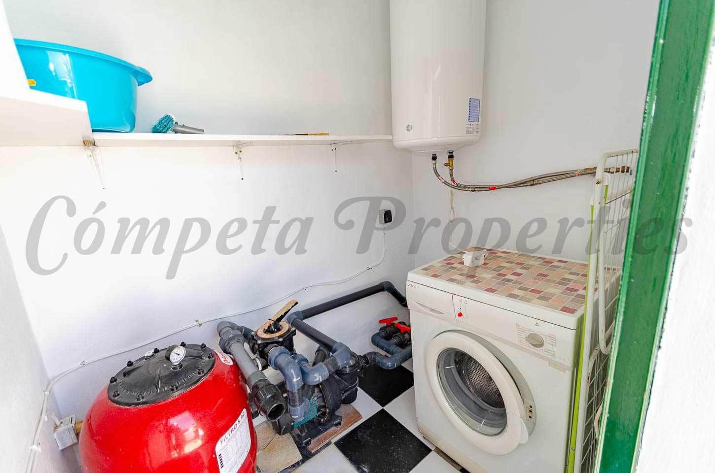 2 soverom Finca/Herregård til leie i Competa med svømmebasseng - € 975 (Ref: 10075756)