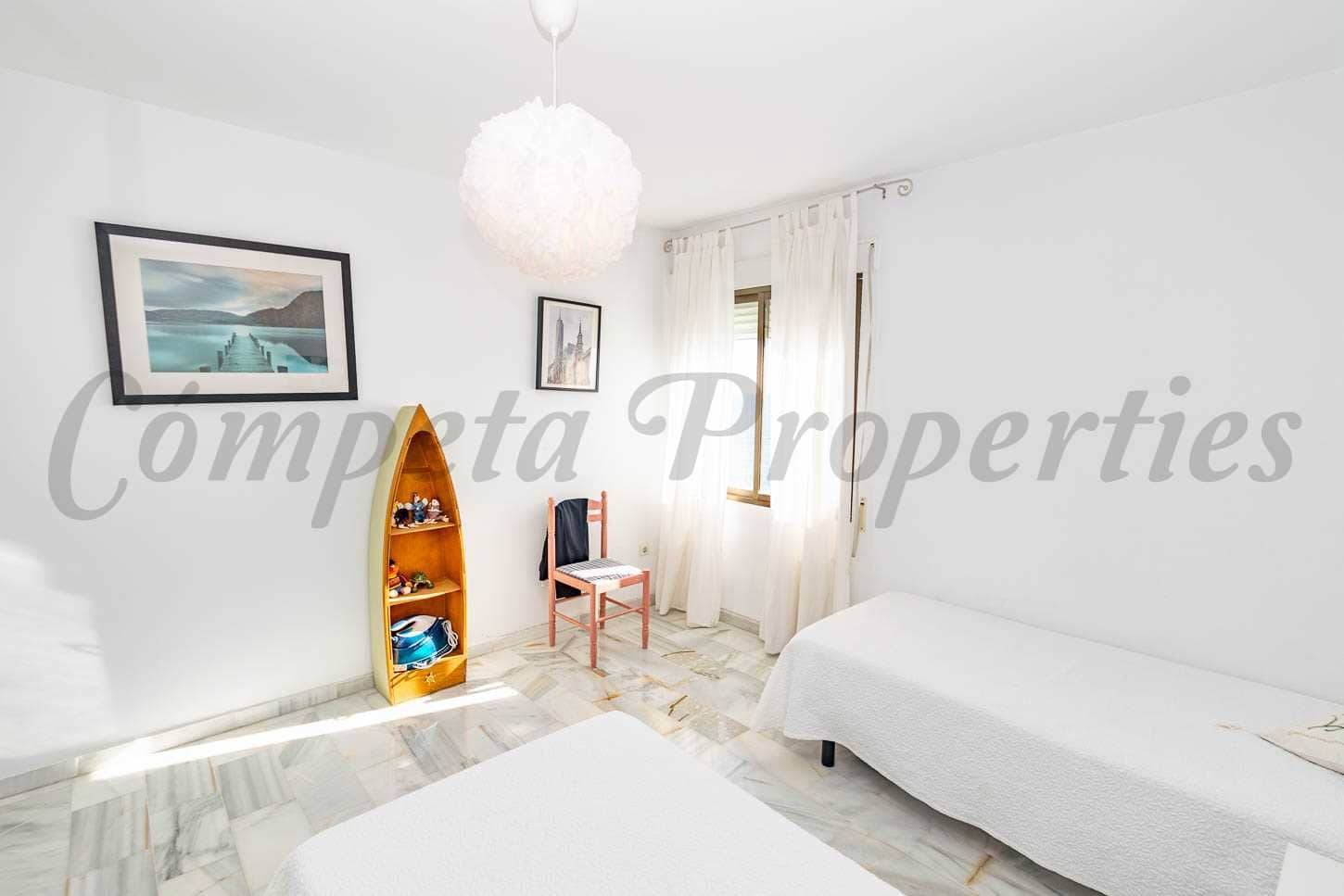 3 sypialnia Dom szeregowy na sprzedaż w Torrox-Costa z basenem garażem - 880 000 € (Ref: 10075757)