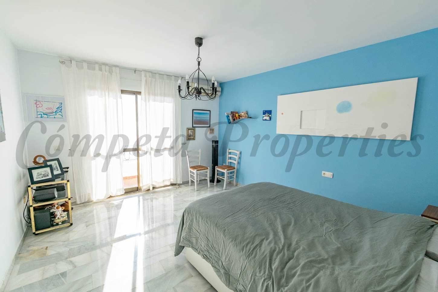 3 sypialnia Dom szeregowy na sprzedaż w Torrox-Costa z basenem garażem - 880 000 € (Ref: 10075757)